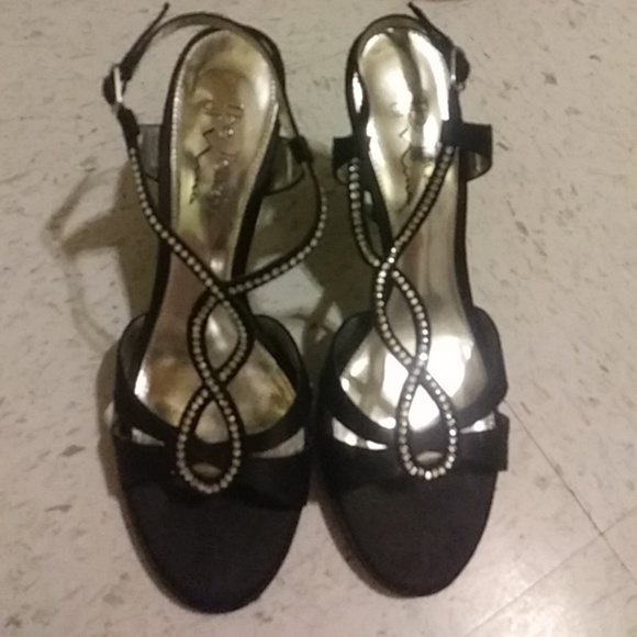 Shoes - Picture 1 of 2